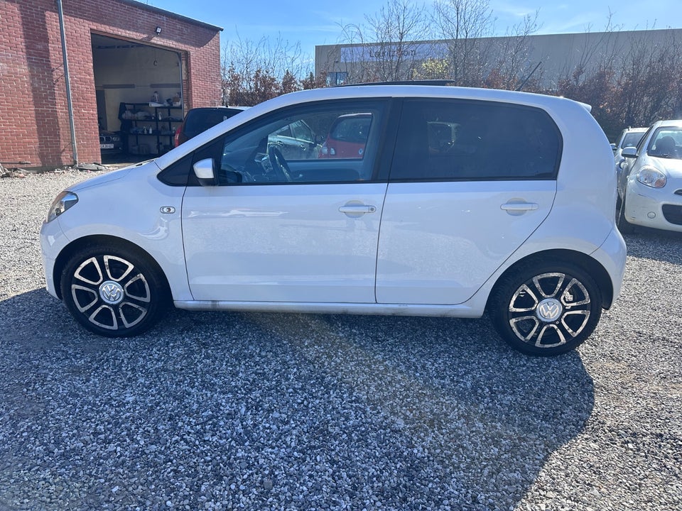 VW Up! 1,0 75 Club Up! BMT 5d