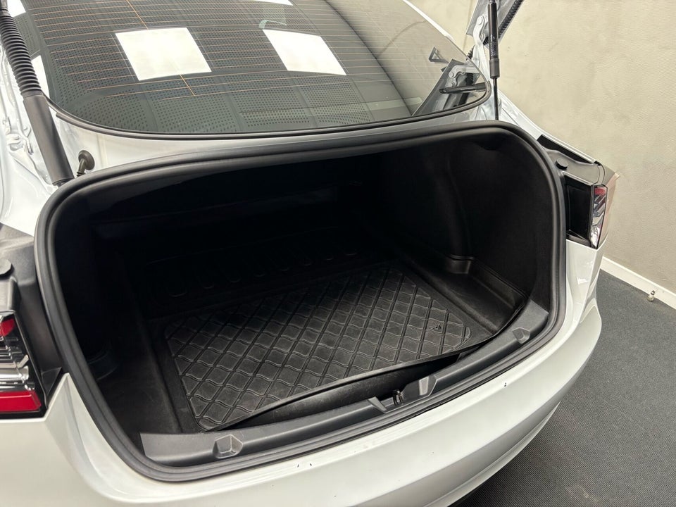 Tesla Model 3 Performance AWD 4d