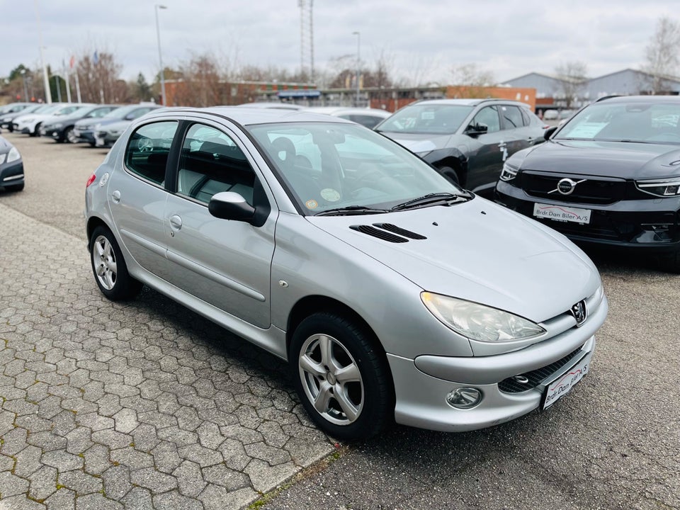 Peugeot 206 1,4 Performance 5d