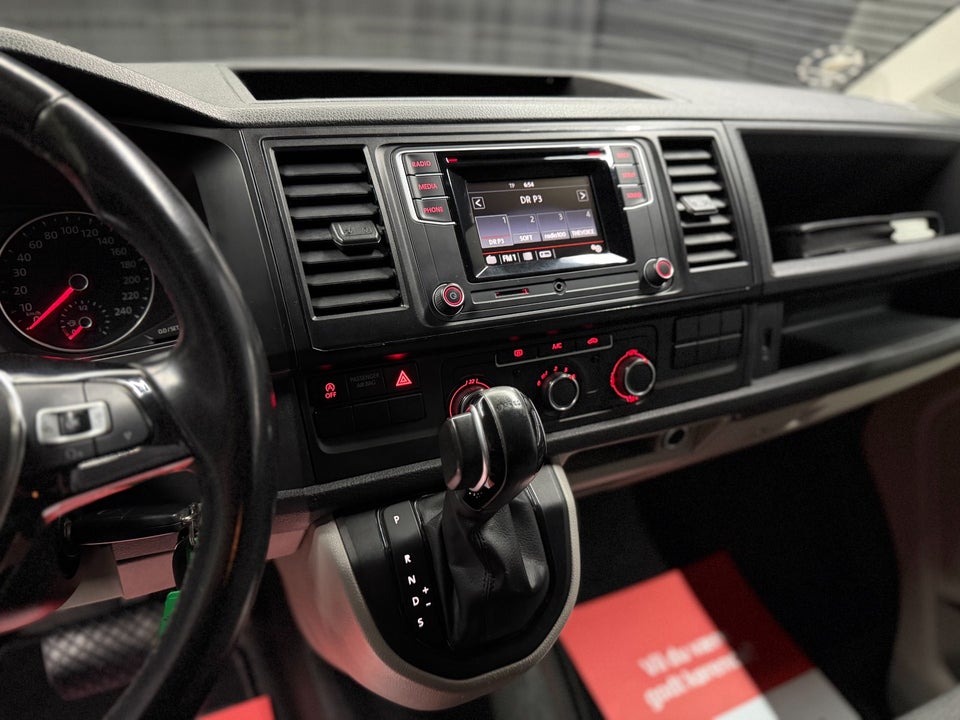VW Transporter 2,0 TDi 180 Kassevogn DSG lang