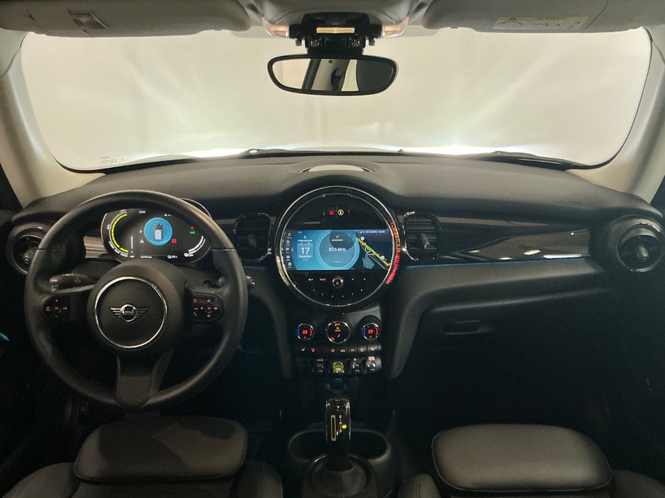 MINI Cooper SE Classic Trim 3d