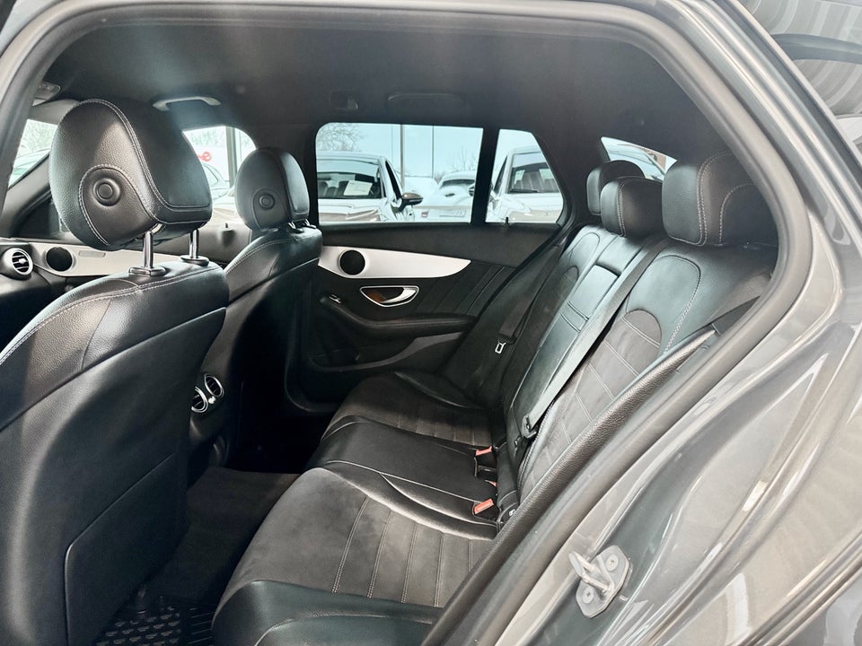 Mercedes C220 d 2,0 AMG Line stc. aut. 5d