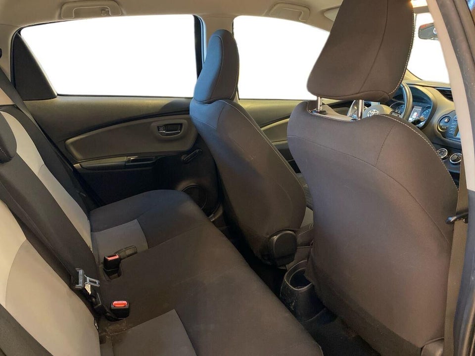 Toyota Yaris 1,5 VVT-iE T2 5d