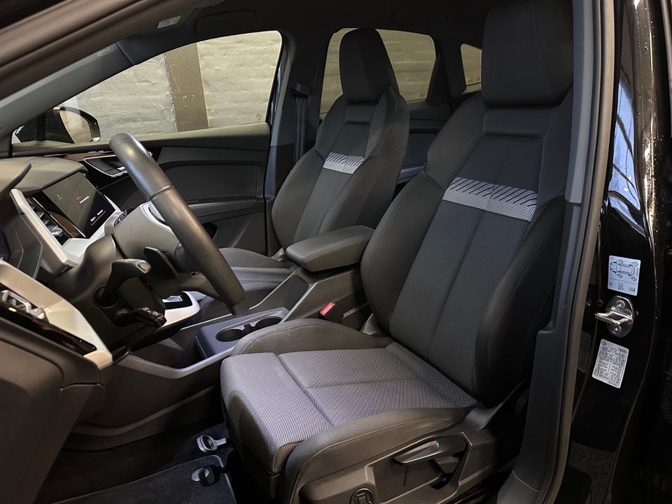 Audi Q4 e-tron 40 Advanced 5d