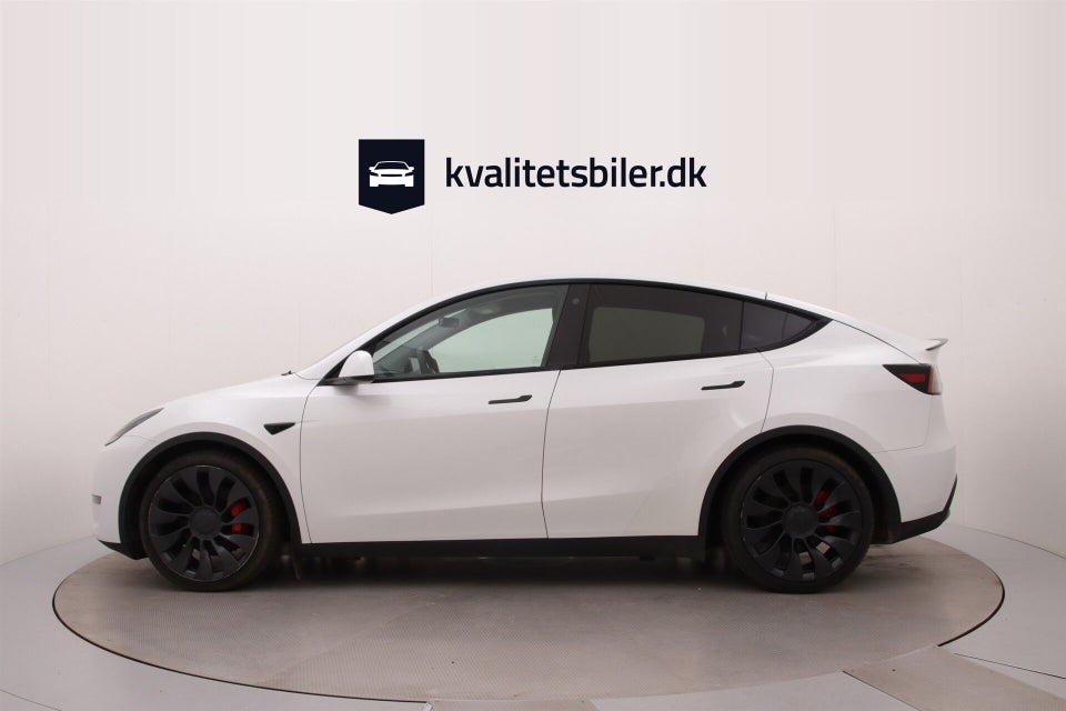 Tesla Model Y Performance AWD 5d