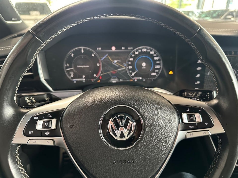 VW Touareg 3,0 TDi 286 R-line aut. 4Motion Van 5d