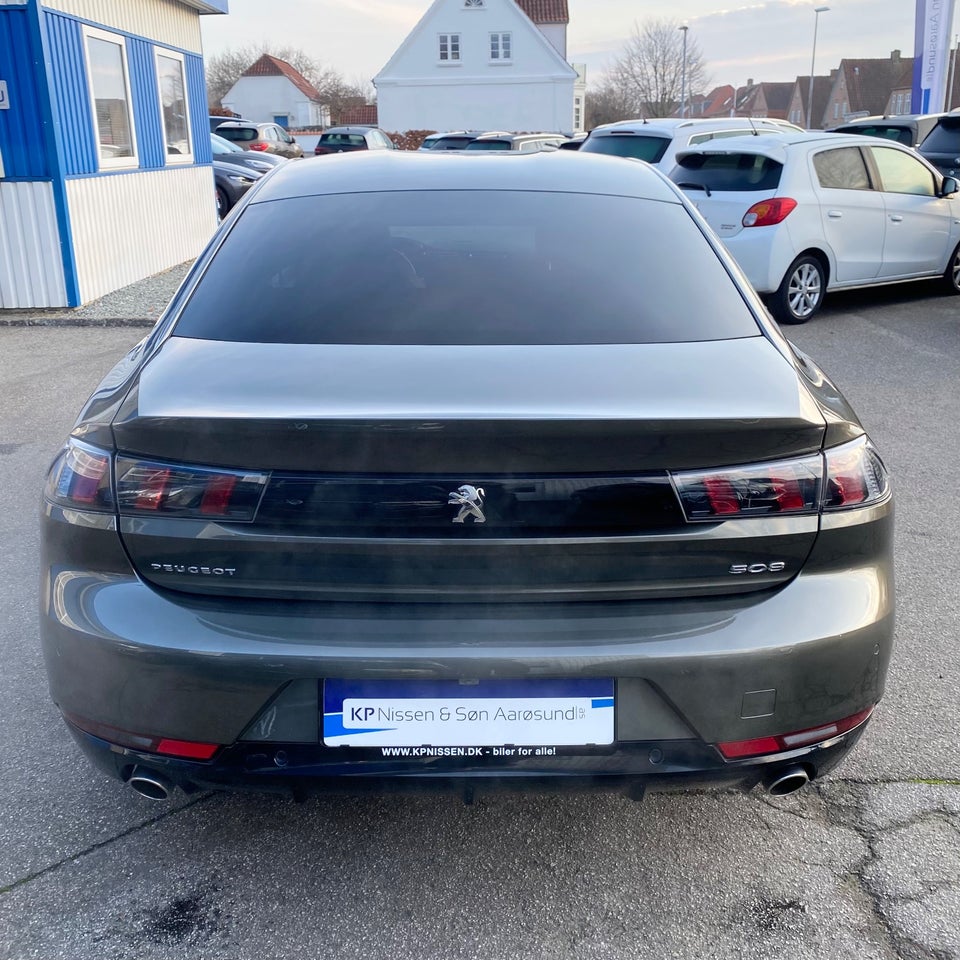 Peugeot 508 1,6 Hybrid Allure EAT8 5d