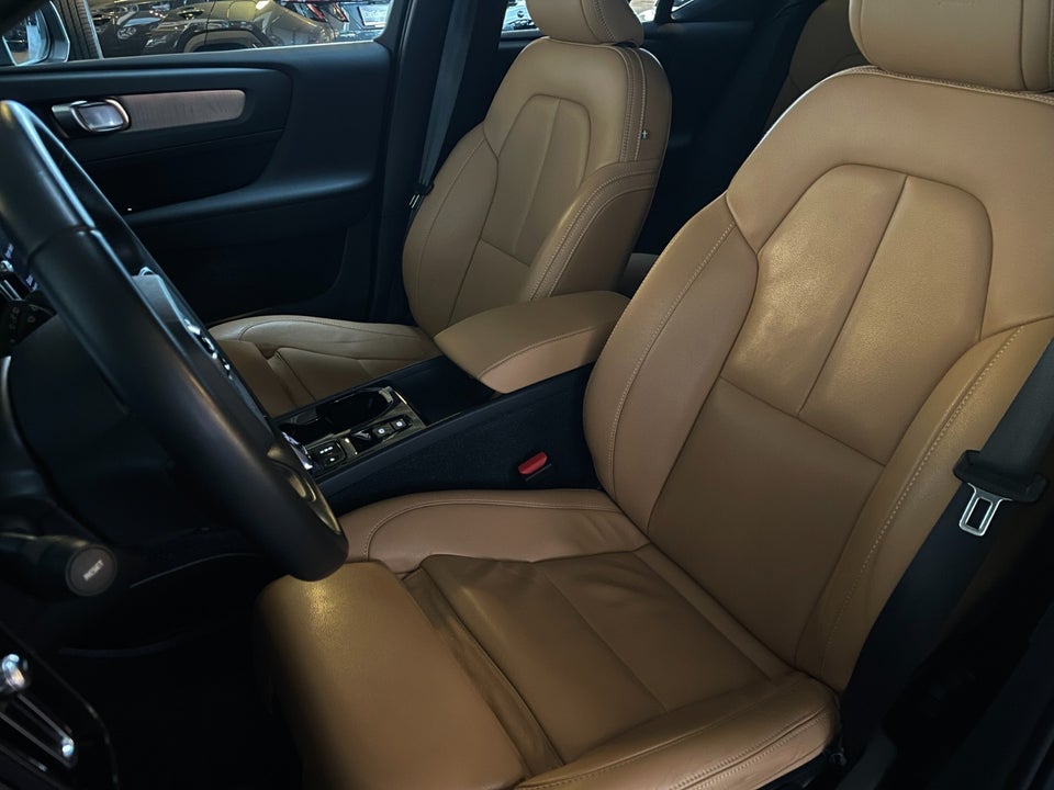 Volvo XC40 1,5 T5 ReCharge Inscription aut. 5d