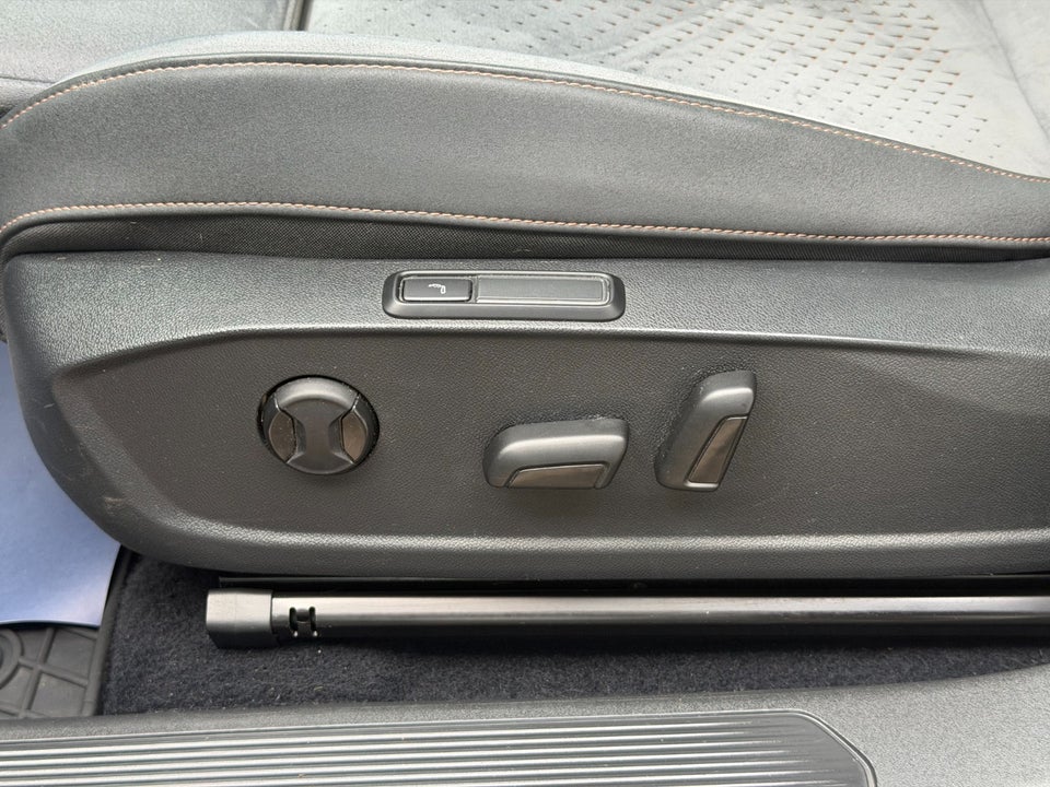 Cupra Born 77 e-Boost 5d