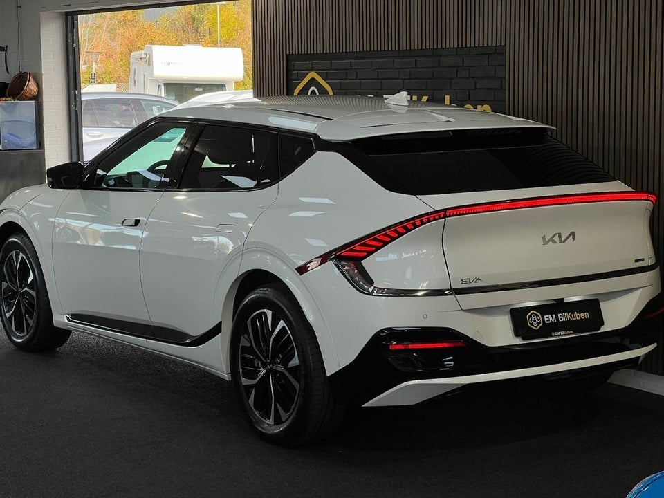 Kia EV6 77 Long Range Performance AWD 5d