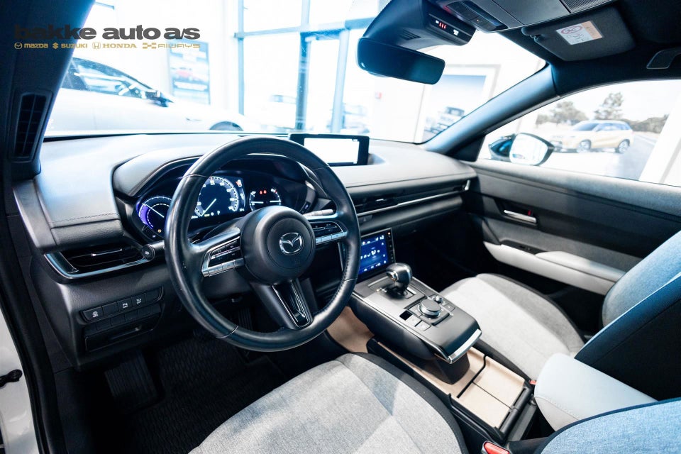 Mazda MX-30 e-SkyActiv Sky 5d