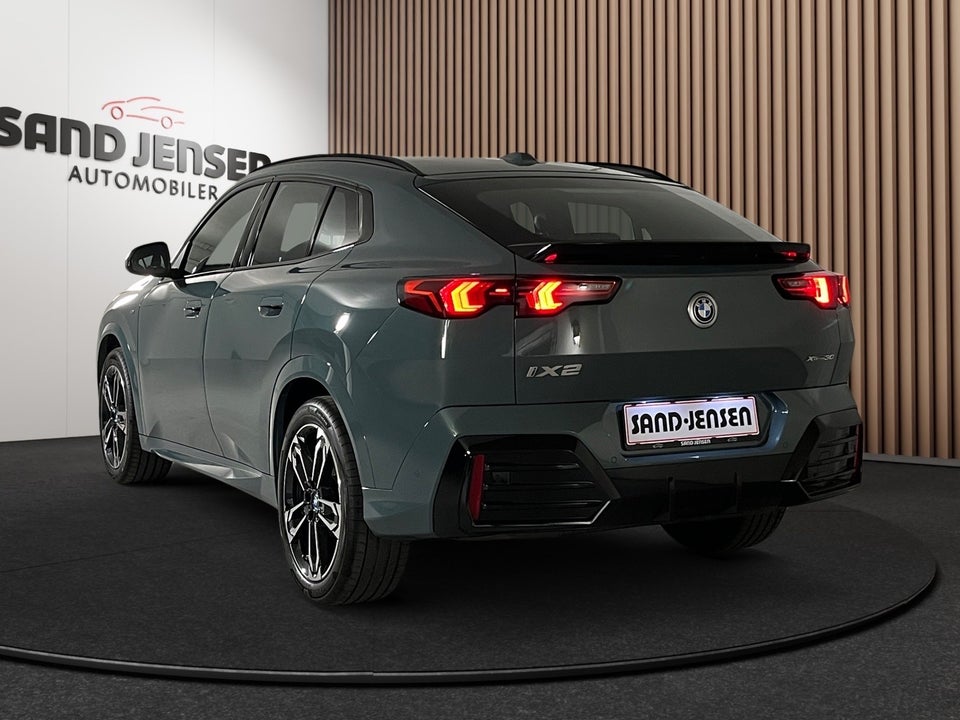 BMW iX2 xDrive30 M-Sport Premium 5d