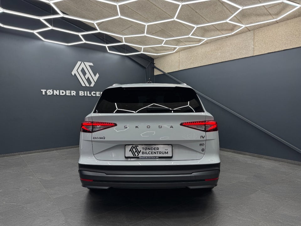 Skoda Enyaq 60 iV Loft 5d