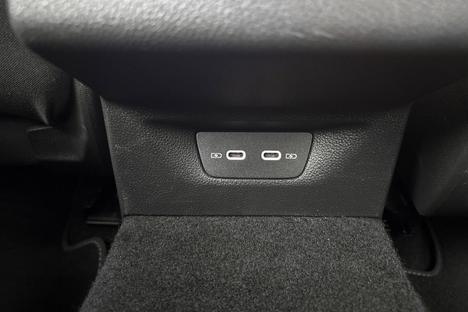 VW Golf VIII 1,4 eHybrid DSG 5d