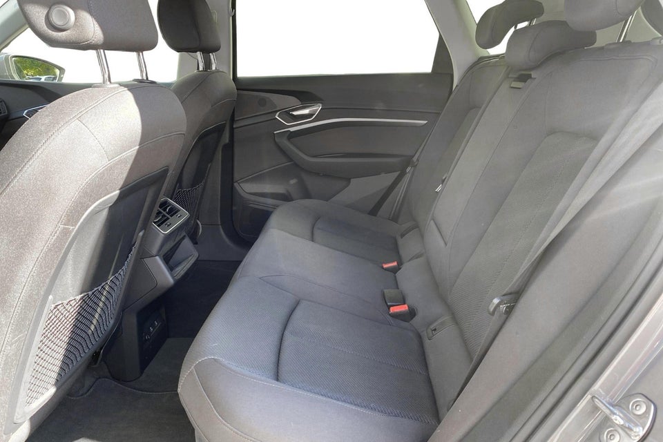 Audi e-tron 50 quattro 5d