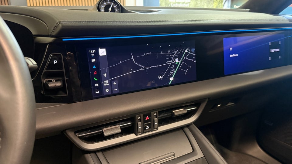 Porsche Macan Turbo 5d
