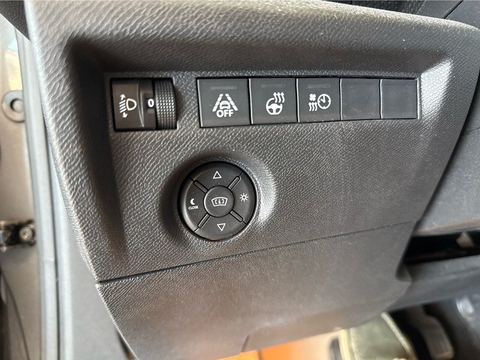 Citroën ë-C4 50 Shine Sport 5d