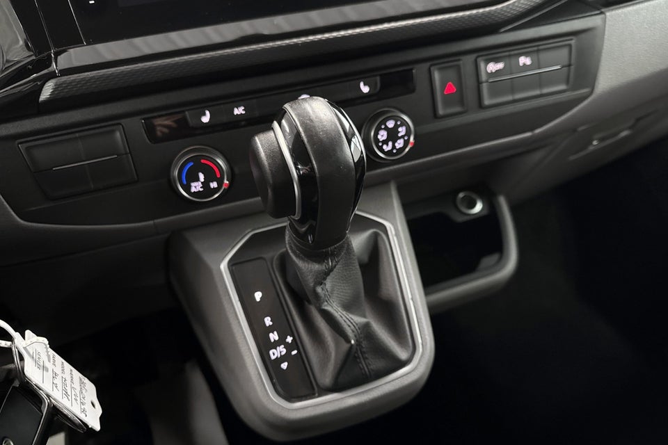 VW Transporter 2,0 TDi 199 Kassevogn DSG lang