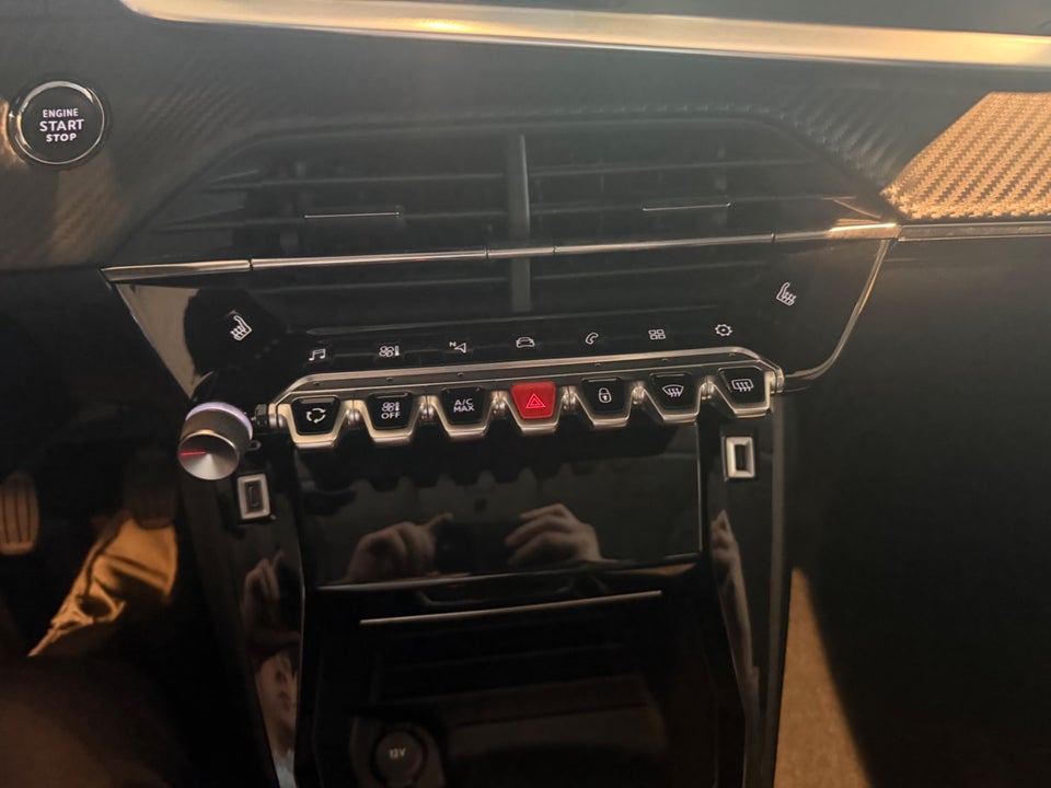 Peugeot 208 1,2 PureTech 100 Platin Sport 5d