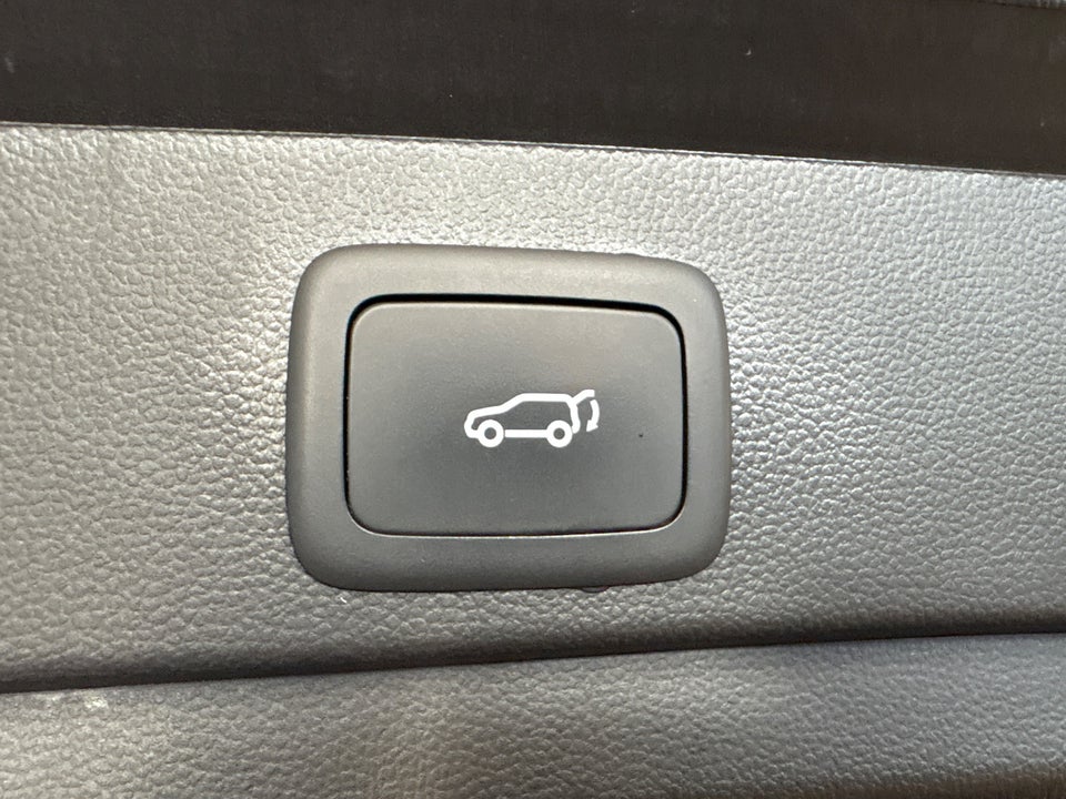 MG Marvel R Luxury 5d