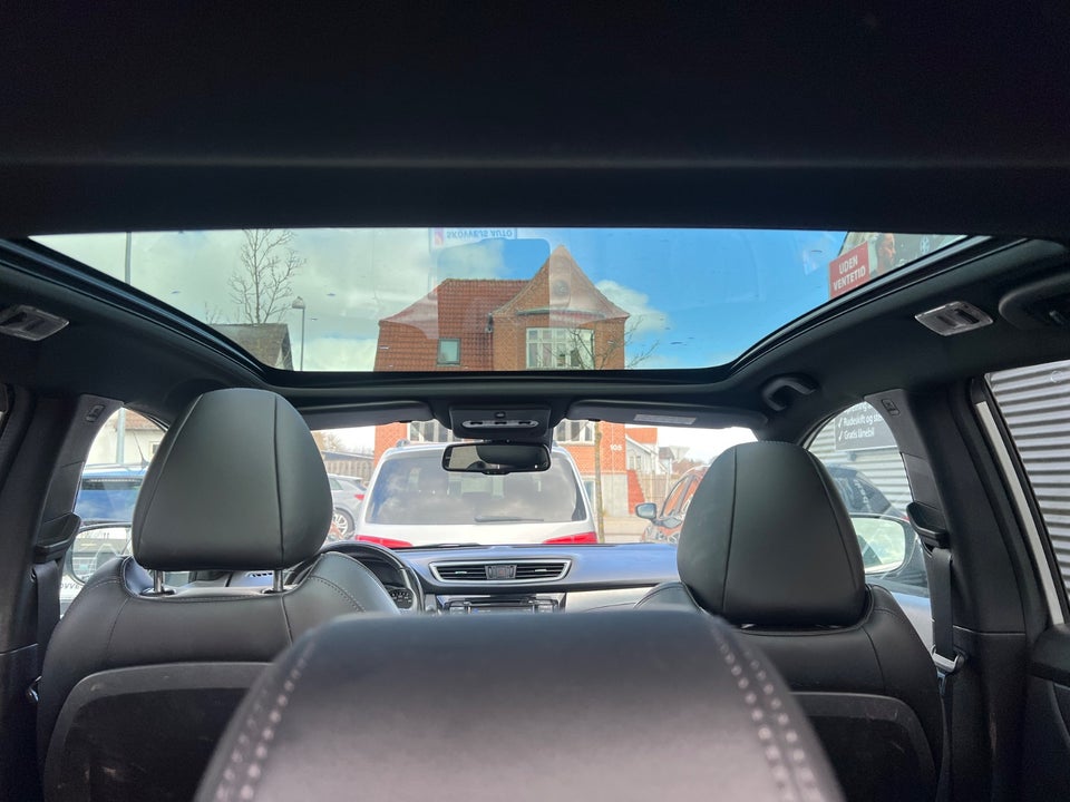 Nissan Qashqai 1,6 dCi 130 Tekna+ X-tr. 5d