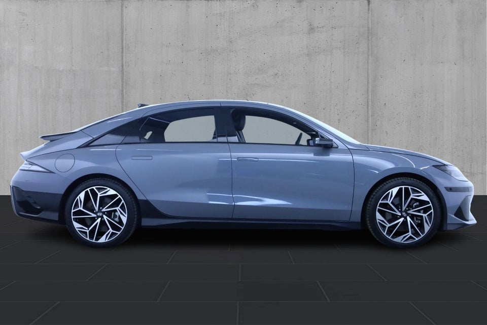 Hyundai Ioniq 6 77 Ultimate AWD 4d
