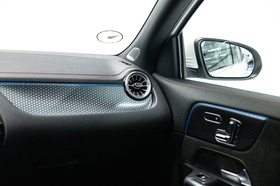 Mercedes EQA250+ AMG Premium 5d