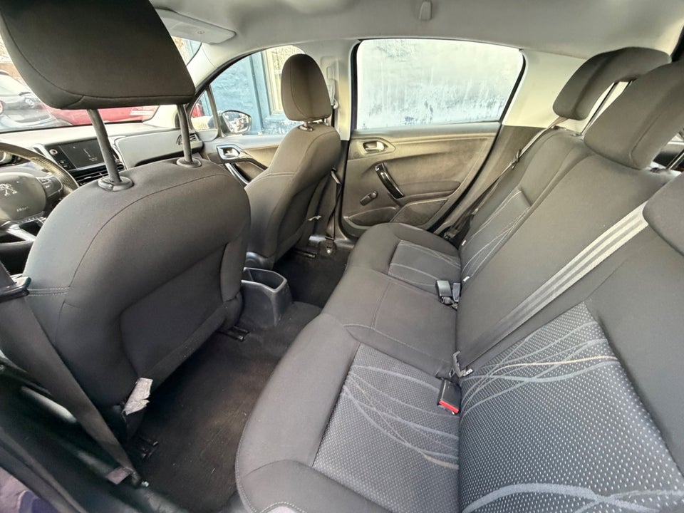 Peugeot 208 1,4 HDi 68 Active 5d