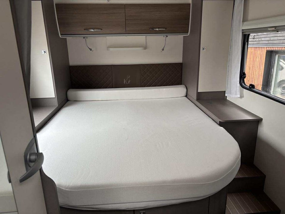 Etrusco I7400QB 2,3 MJT aut. 5d