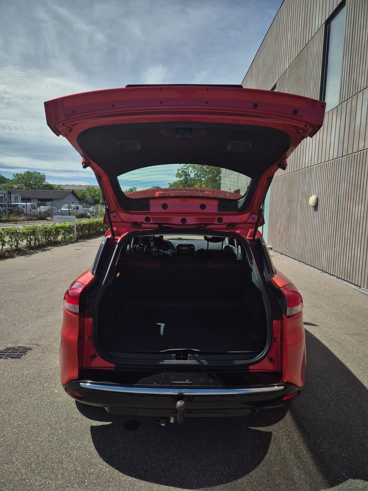 Renault Clio IV 1,2 16V Expression Sport Tourer 5d