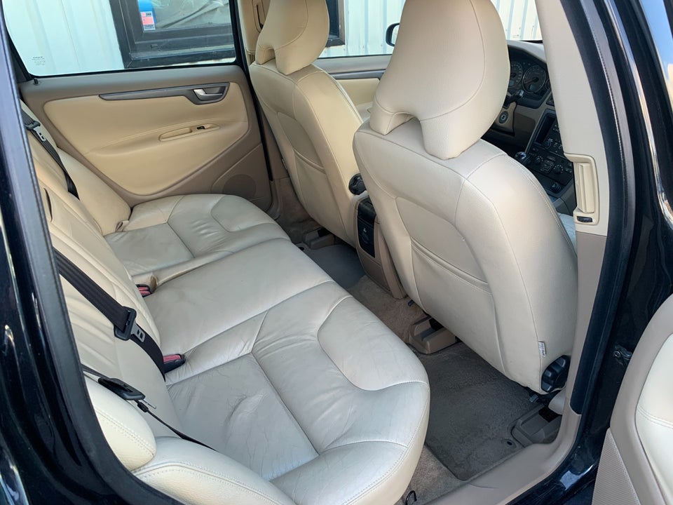 Volvo V70 2,4 170 5d
