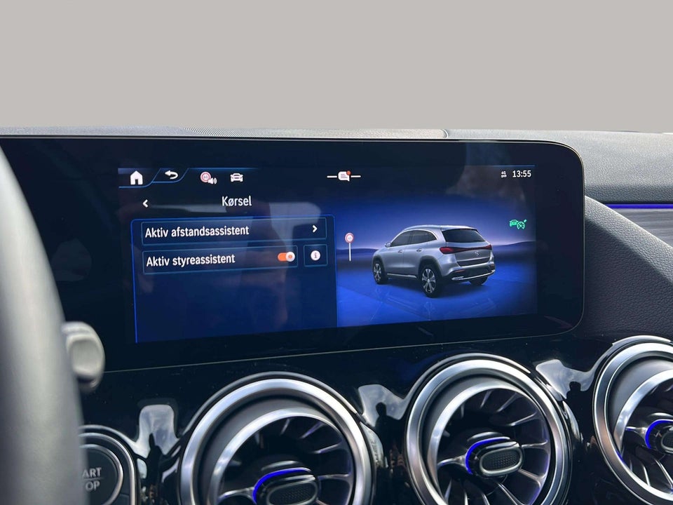 Mercedes EQA300 Progressive 4Matic 5d