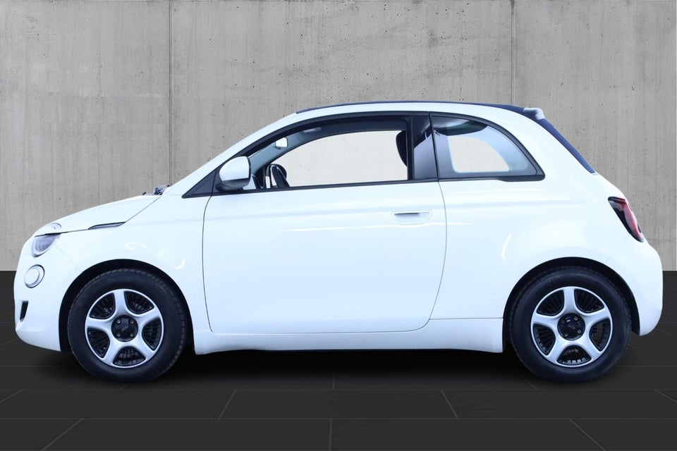 Fiat 500e 42 Icon Cabrio 2d