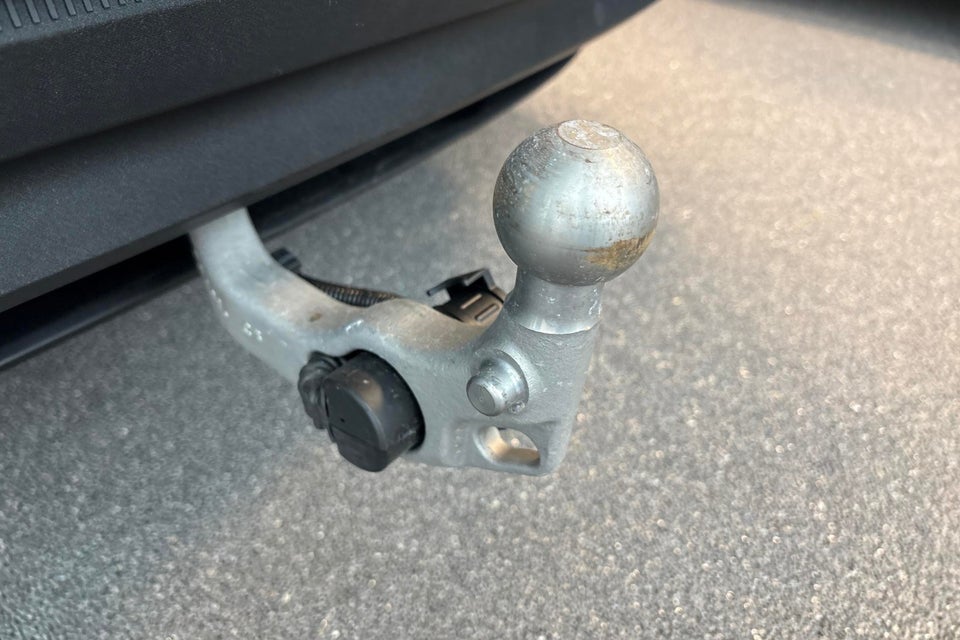 Volvo EX30 Standard Range Plus 5d