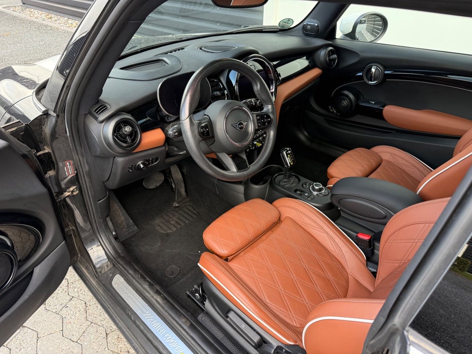 MINI Cooper SE Maximise 3d