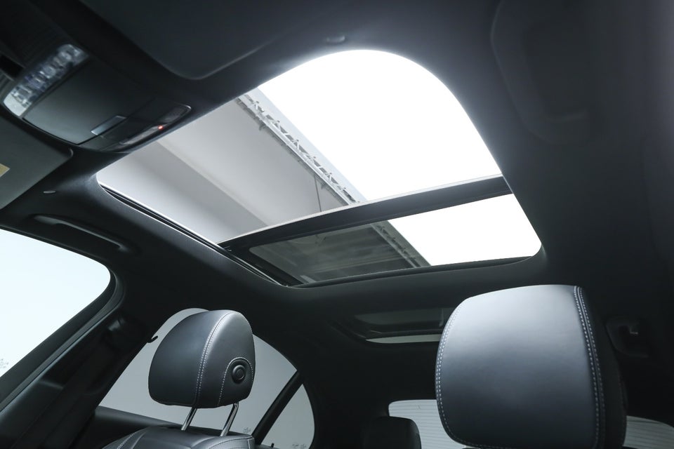 Mercedes E300 e 2,0 AMG Line aut. 4d