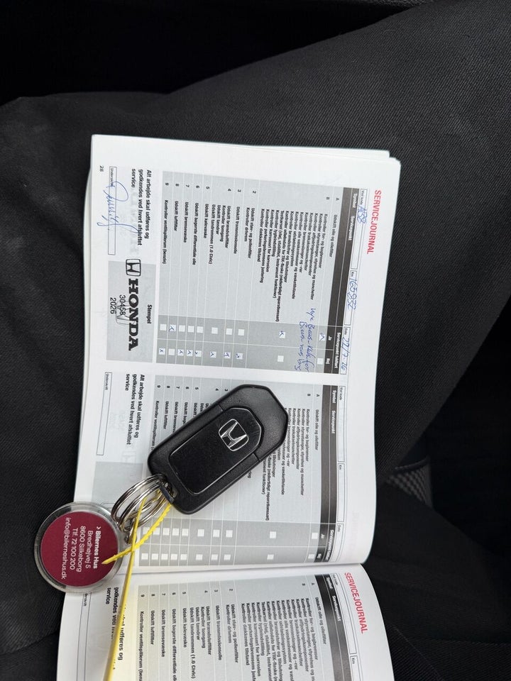Honda Civic 1,5 VTEC Turbo Elegance 4d