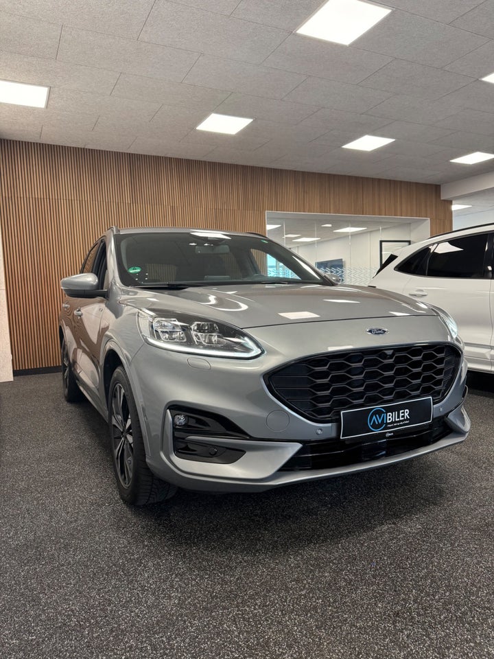 Ford Kuga 2,5 PHEV ST-Line X CVT 5d
