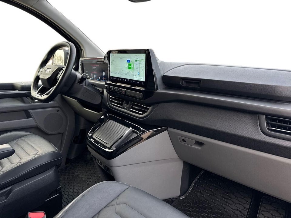 Ford Tourneo Custom 340L 2,5 PHEV Titanium X CVT