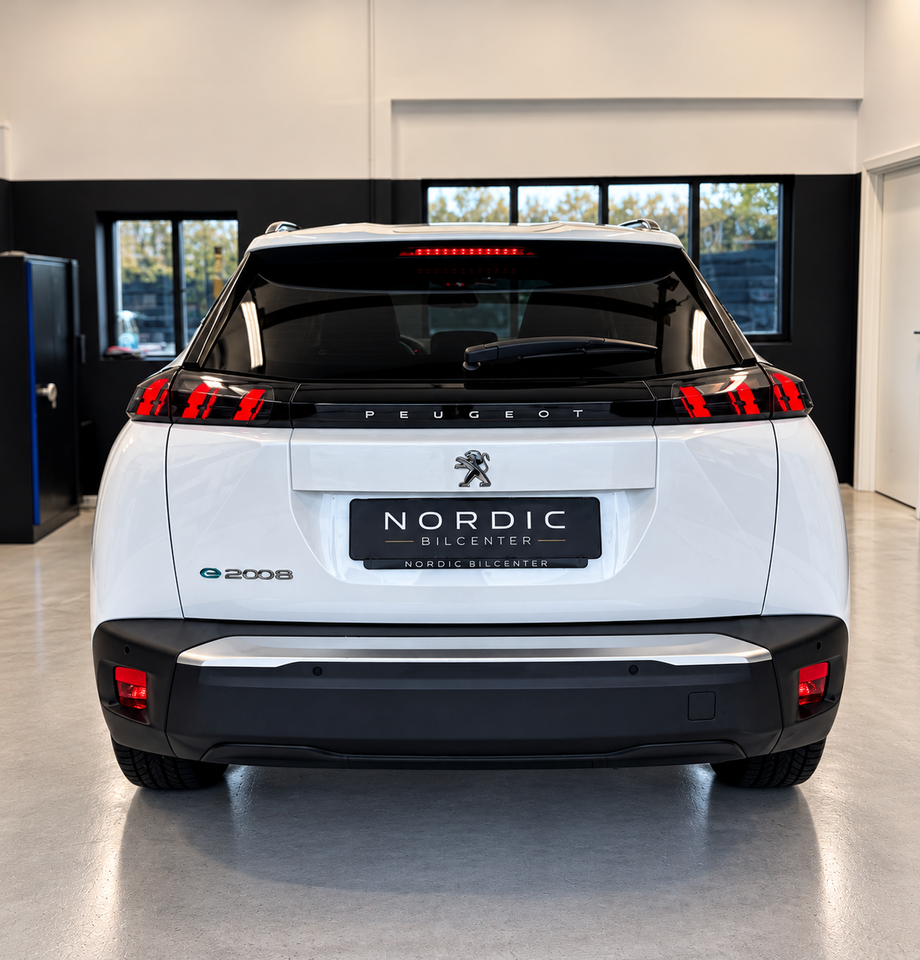 Peugeot e-2008 50 Allure 5d