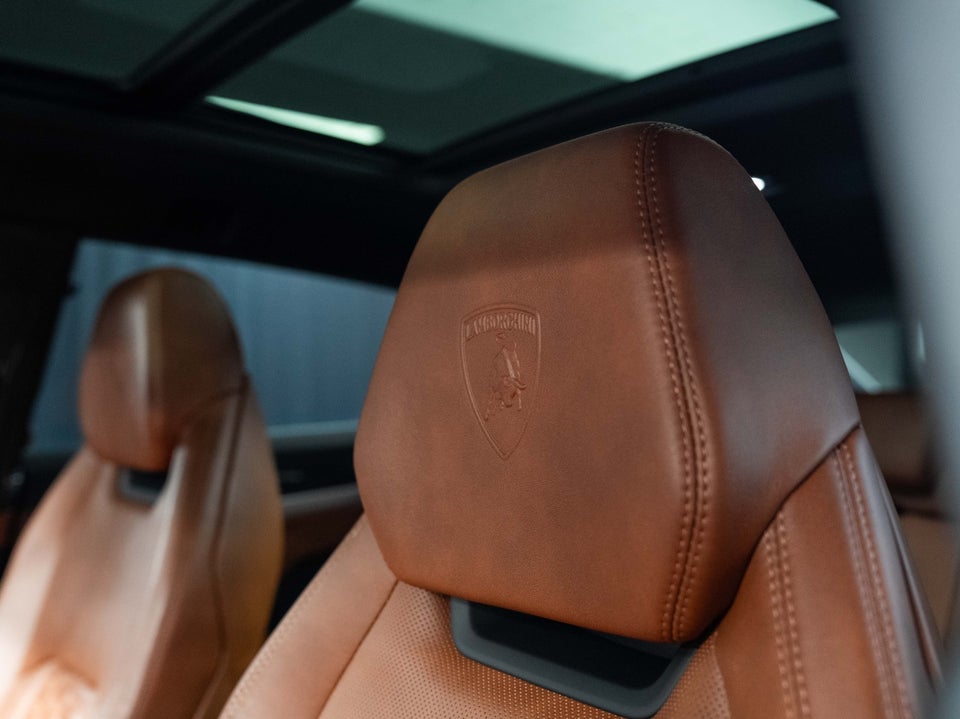Lamborghini Urus 4,0  5d