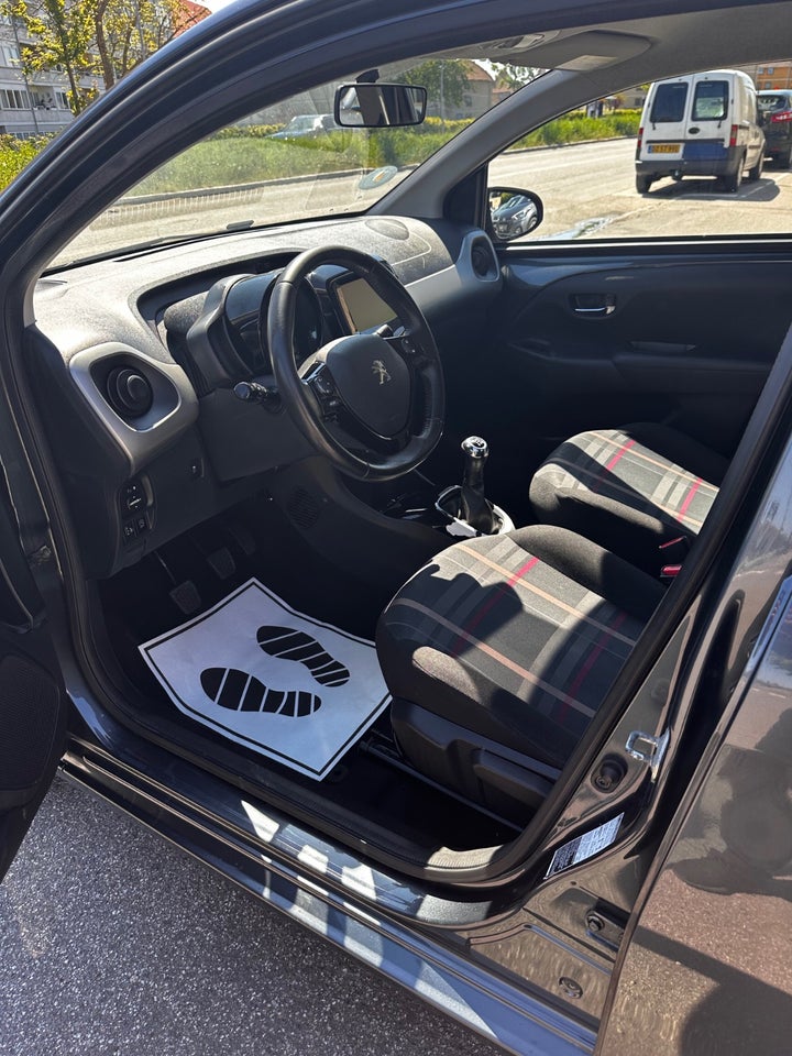 Peugeot 108 1,0 e-VTi 69 Allure 5d