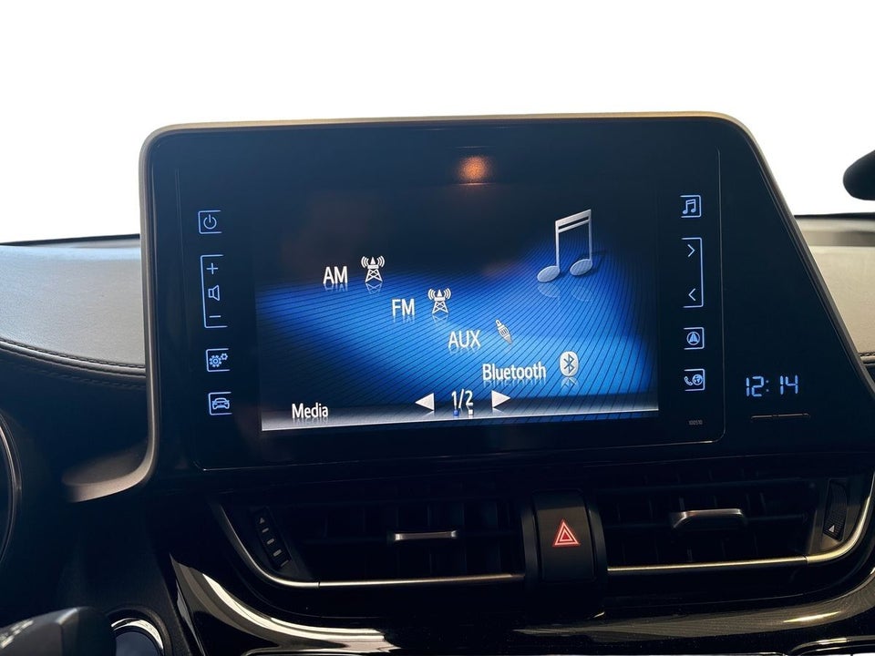 Toyota C-HR 1,8 Hybrid Premium Selected CVT 5d