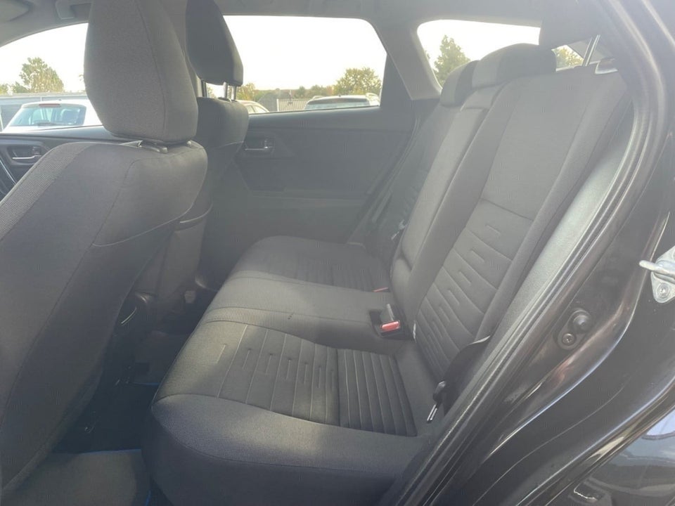 Toyota Auris 1,8 Hybrid H2 Comfort Touring Sports CVT 5d