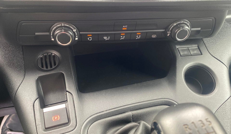 Toyota ProAce City 1,5 D 102 Long Comfort 5d