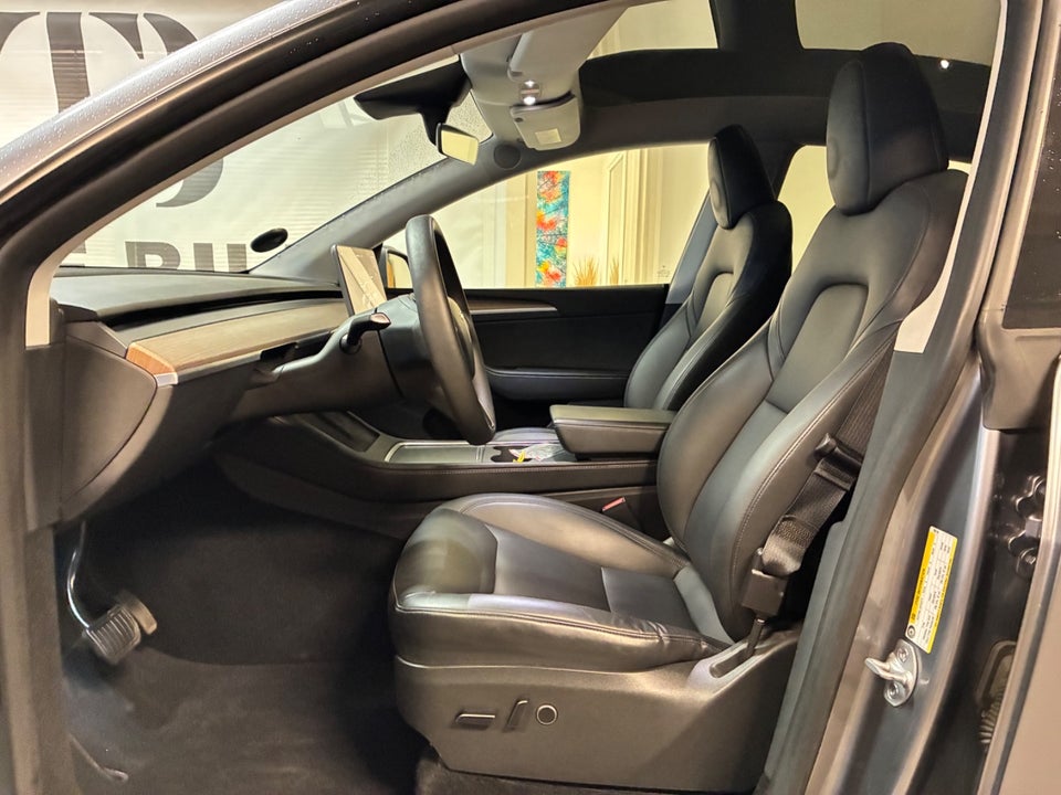 Tesla Model Y RWD 5d