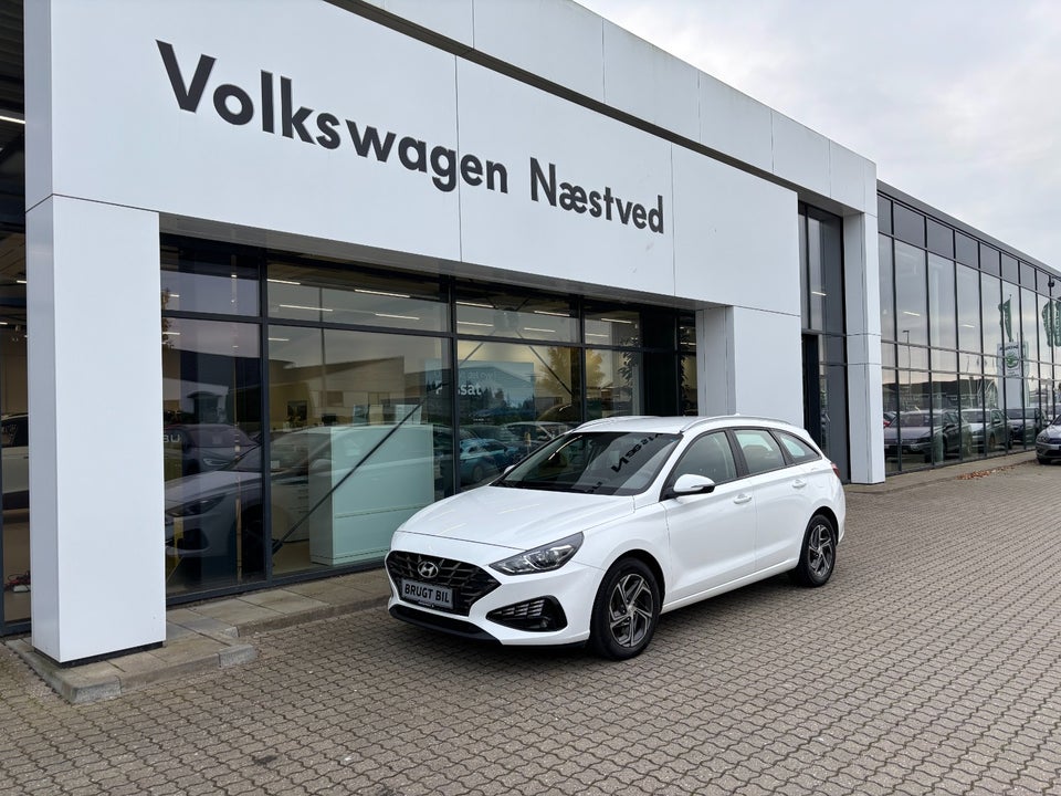 Hyundai i30 1,0 T-GDi Essential stc. DCT 5d