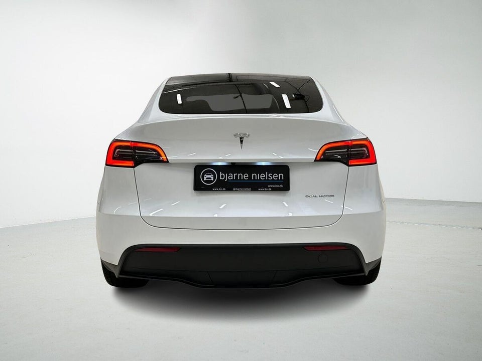 Tesla Model Y Long Range AWD 5d