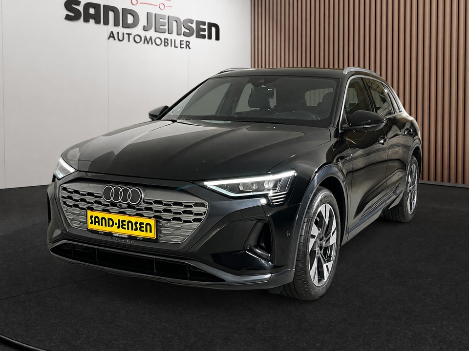 Audi Q8 e-tron 55 Advanced quattro Van 5d