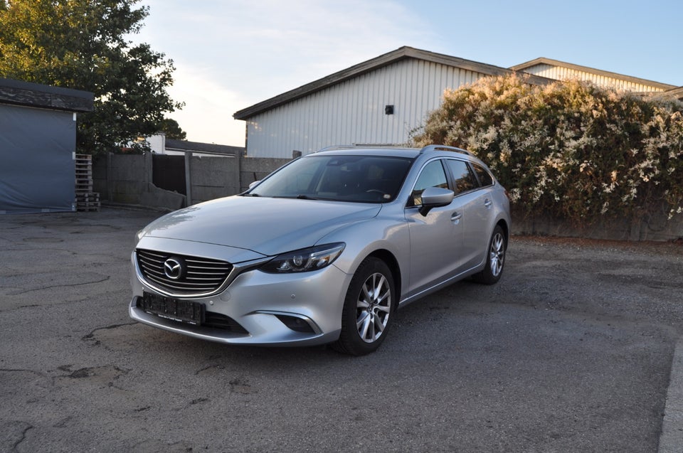 Mazda 6 2,2 SkyActiv-D 150 Core stc. aut. 5d
